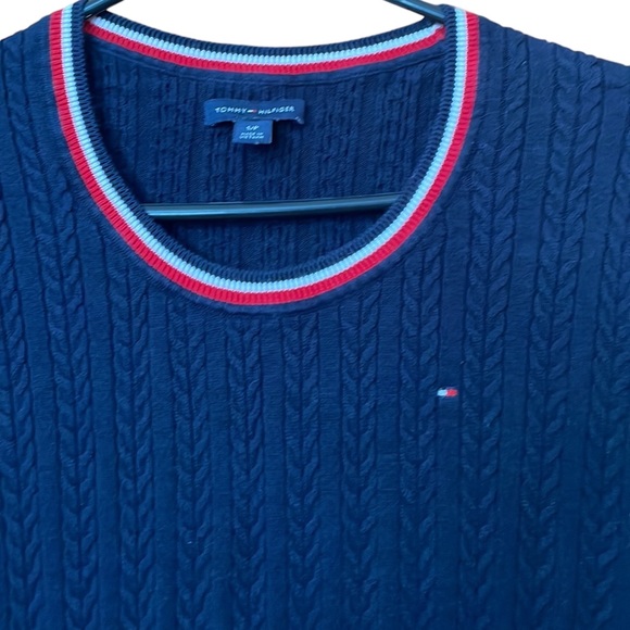Tommy Hilfiger Women’s Cable Knit Navy Blue Scoop Neck Sweater Size SP - Picture 2 of 10